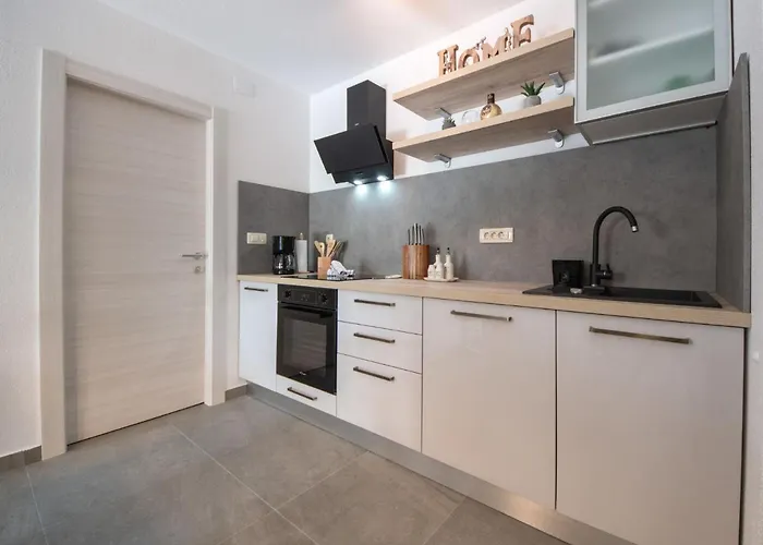 My Blue Wish By Interhome * 卓得诺沃